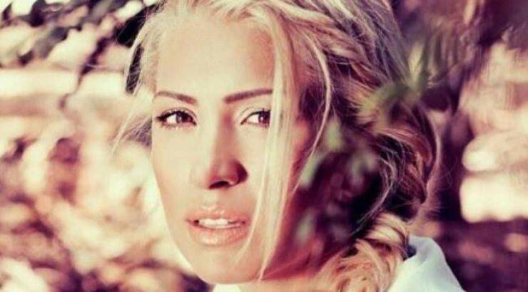 Δείτε την Μαρία Ηλιάκη τελείως άβαφη στην παραλία