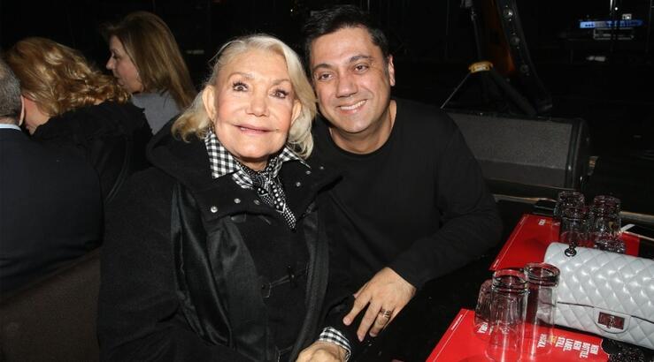 Γιώργος Θεοφάνους για Μαρινέλλα: «Έφυγε η μάνα μου…Μου είναι πάρα πολύ δύσκολο» [εικόνα]