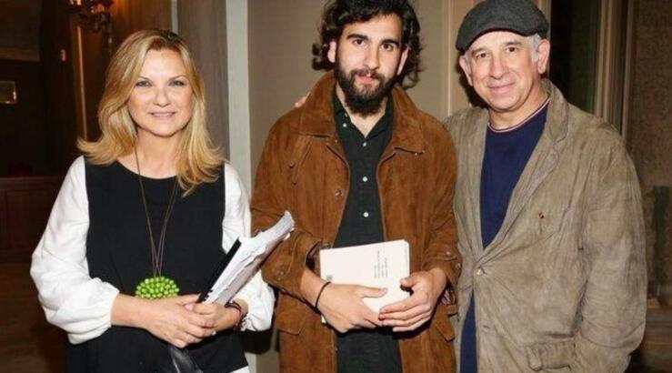 Δημήτρης Φιλιππίδης: H σπάνια δημόσια αναφορά στους γονείς του σε συνέντευξή του