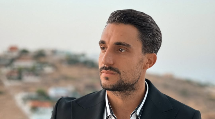 Συντετριμμένος ο Σάκης Κατσούλης: «Πονάει τόσο πολύ που έφυγες τόσο ξαφνικά και νωρίς»