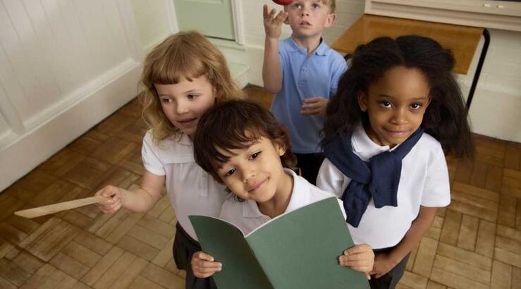 Τα M&S σας έφτιαξαν τη λίστα με όλα τα απαραίτητα για τον σχολικό ρουχισμό του παιδιού σας