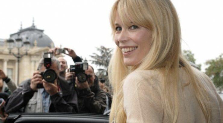 Πήρε φωτιά το σπίτι της Claudia Schiffer! [εικόνες]