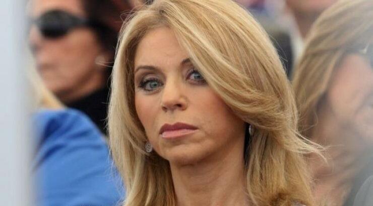 Δείτε πως έχει παραμορφωθεί το πρόσωπο της Έλλης Στάη!