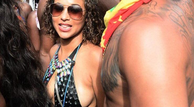 Αυτές οι φωτογραφίες θα κάνουν έξω φρενών την Rihanna [εικόνες]