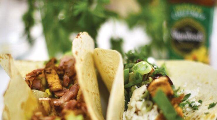 Tacos με μπουκιές μπούτι κοτόπουλο