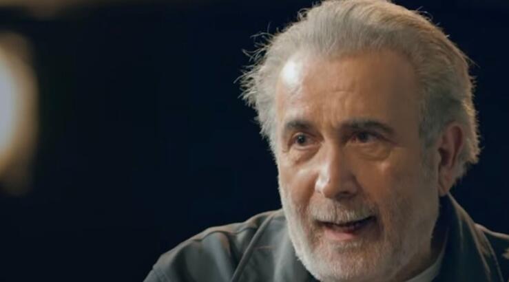 Λάκης Λαζόπουλος: "Πήρα ένα χαλικάκι από τον τάφο του πατέρα μου για να έχω δύναμη"