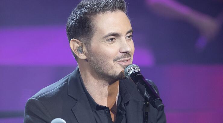 Mιχάλης Χατζηγιάννης: Η αναμνηστική στιγμή με την αδερφή του στα μαθητικά του χρόνια