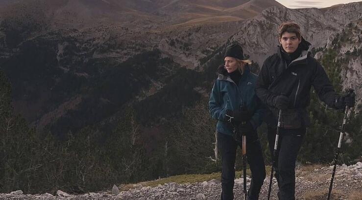 Τζένη Μπαλατσινού: Ανέβηκε στον Όλυμπο με τον 17χρονο γιο της, Μάξιμο [εικόνες] 