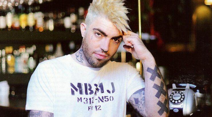 TUS: Μιλά για τα ναρκωτικά και την «κόντρα» με τον Παντελίδη