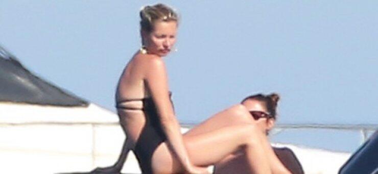 Η Kate Moss στην Κέρκυρα