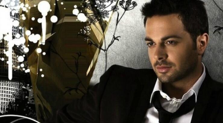 Ο Ηλίας Βρεττός αποκαλύπτει το… πραγματικό του όνομα!