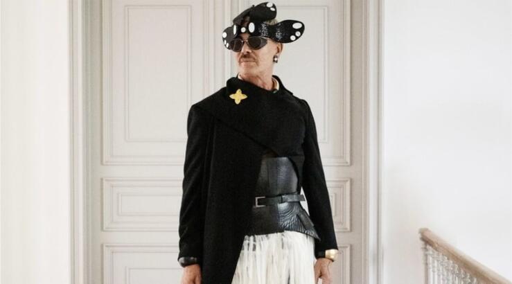 Λάκης Γαβαλάς: «Οι πιο χλιδάτες διακοπές ήταν μέσα στη φυλακή, έκανα Πρωτοχρονιά με παγιέτες» [βίντεο]