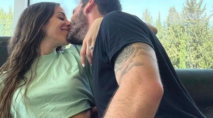 Συγκίνηση: Κύπριος ποδοσφαιριστής αρραβωνιάστηκε με την σύντροφο του! Οι πρώτες εικόνες