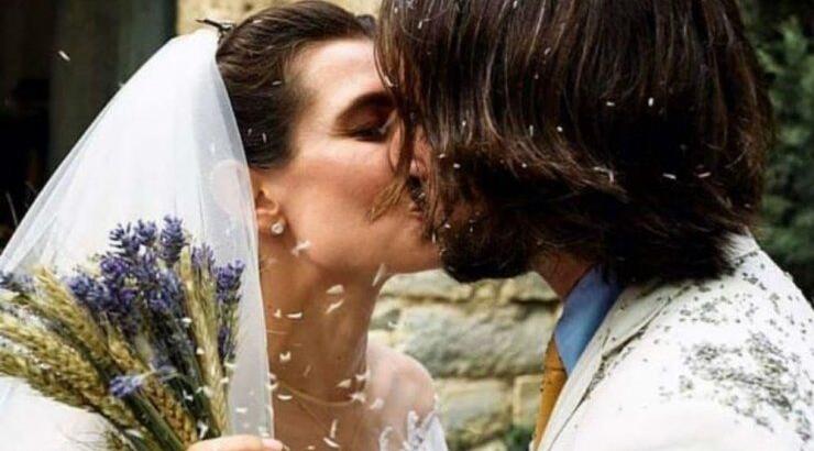 Η εγγονή της Grace Kelly παντρεύτηκε για δεύτερη φορά φορώντας ένα ρομαντικό νυφικό