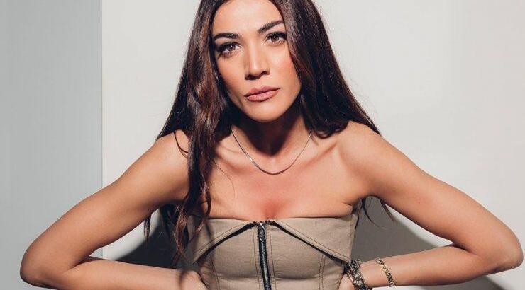 Ήβη Αδάμου: Είπε αντίο στα μακριά της μαλλιά και υιοθέτησε το πιο trendy hairlook