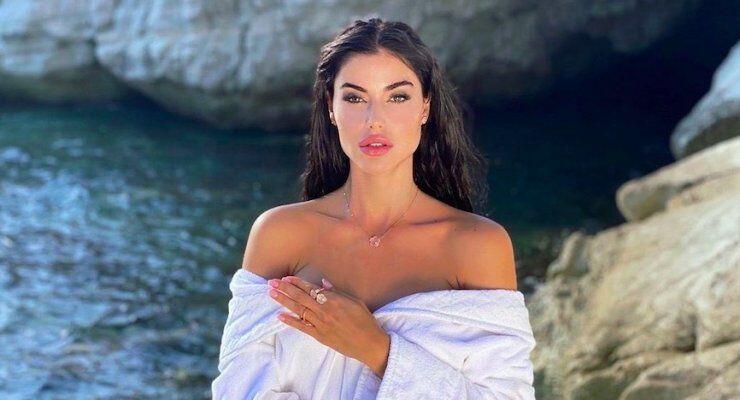 Ιωάννα Μπέλλα: Ταξίδεψε στη Λεμεσό και διέψευσε τις φήμες εγκυμοσύνης με τον Κύπριο επιχειρηματία