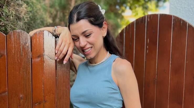 Κλέλια Γιασεμίδου: Την «τσακώσαμε» στην πρόβα για το bridal look της [εικόνα]