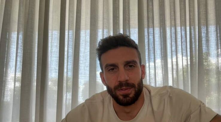 Γιώργος Εφραίμ: Αγκαλιά με τον 5χρονο γιο του Ανδρέα στη θάλασσα [βίντεο]