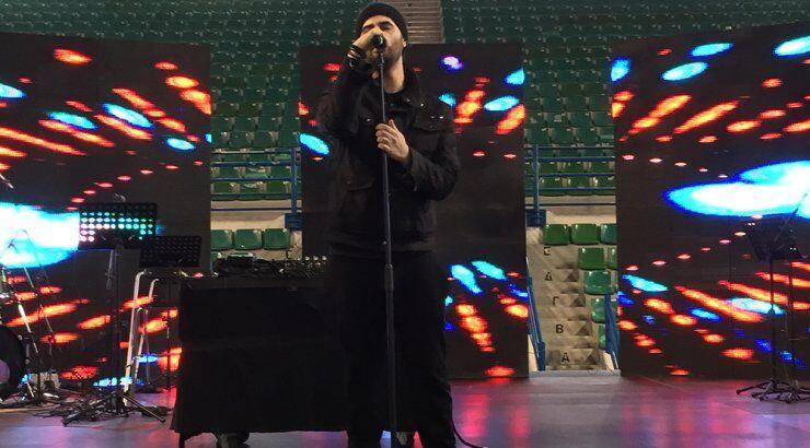 Πήγαμε στις πρόβες για τη μεγάλη φιλανθρωπική συναυλία του Super Fm [εικόνες + βίντεο]