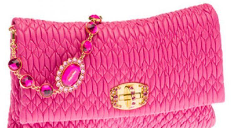 Ροζ διαθέσεις από Miu Miu