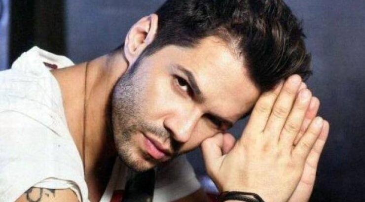 Δείτε τον Γιώργο Τσαλίκη στην παραλία