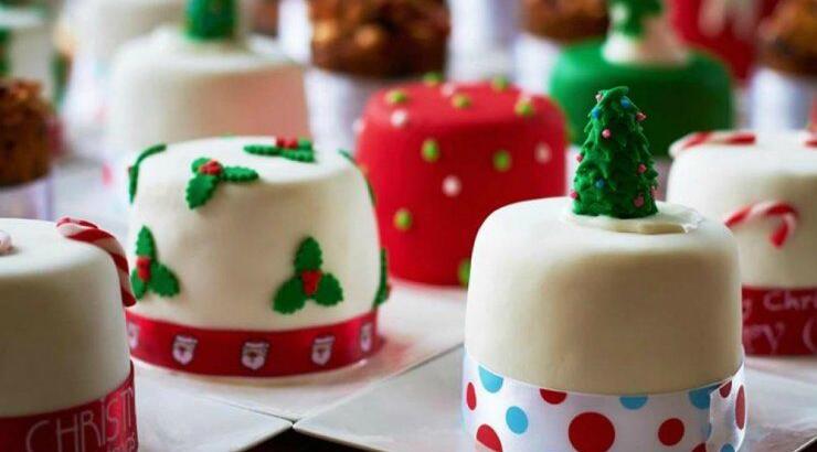 40 καταστήματα για Christmas cakes στην Κύπρο