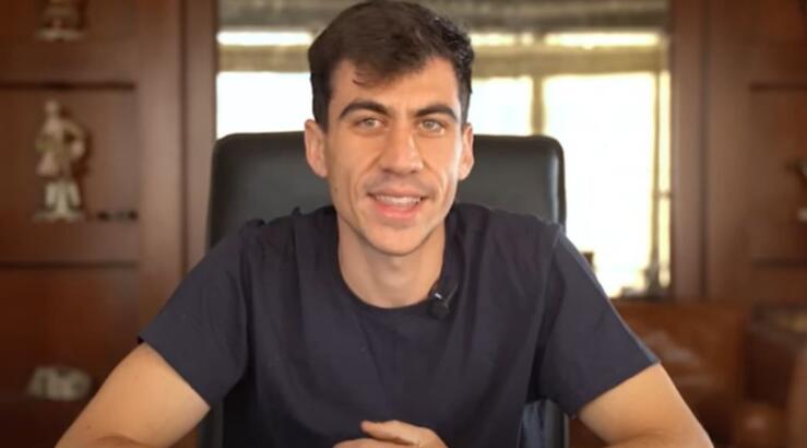 Φειδίας Παναγιώτου: "Έπιασα τον εαυτό μου να αππώνεται ότι εγώ είμαι και κανένας άλλος" [βίντεο]