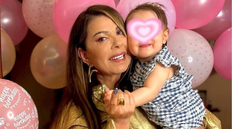 Άντζελα Δημητρίου: Το τρυφερό βίντεο με την εγγονή της στο tiktok - "Πως την λένε τη γιαγιά;"