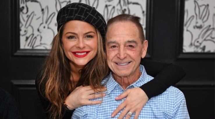 Maria Menounos: Αποκάλυψε το θέμα υγείας του πατέρα της [εικόνα]