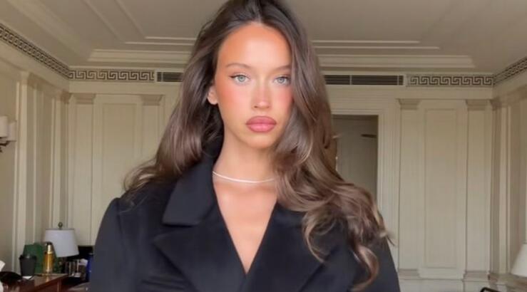 Δες πώς θα δημιουργήσεις κόμψό bronzed look και το φθινόπωρο