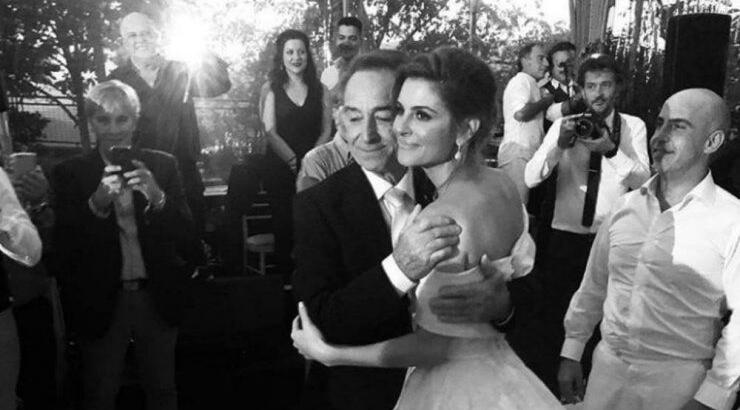 Η συγκλονιστική αποκάλυψη από τη Μαρία Μενούνος: “Ο πατέρας μου αρρώστησε μία εβδομάδα πριν τον γάμο και παραλίγο να τον χάσουμε”