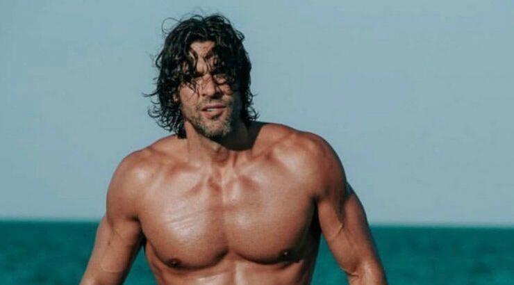 Οι πρώτες κοινές εικόνες του Γιάννη Σπαλιάρα με την κουκλάρα νέα σύντροφό του 