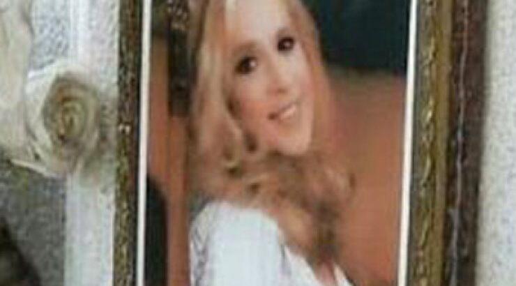 Ανατριχιαστικό: Δείτε τι έχει συμβεί στον τάφο της Αλίκης Βουγιουκλάκη!