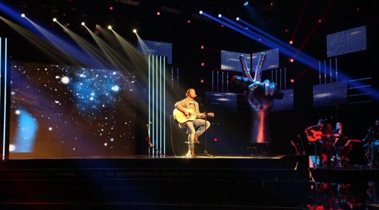 The Voice 2: Ο παίκτης από την Αλβανία που κατάφερε να κάνει και τους 4 τους coaches να γυρίσουν!