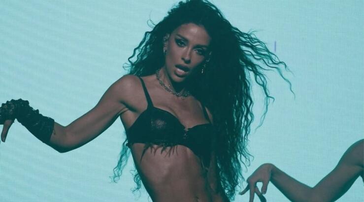 Ελένη Φουρέιρα: Στο γήπεδο μαζί με τον δυο ετών γιο της, Ερμή [εικόνα]