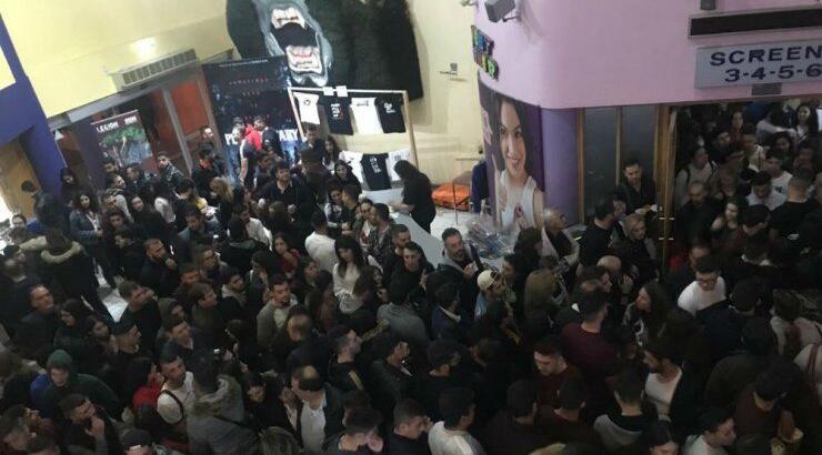 Προσφορά εισιτηρίων για την ταινία "Βουράτε Γειτόνοι"