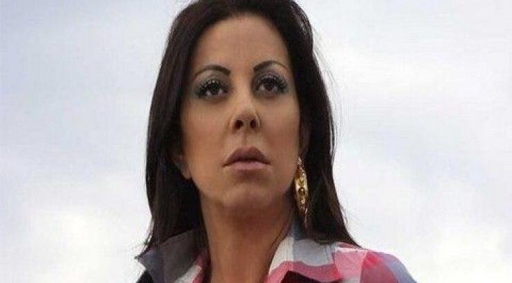 Η Άντζελα Δημητρίου μούντζωσε πωλήτρια σε εμπορικό κέντρο