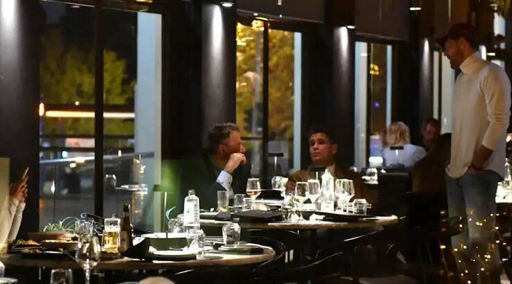 Λιάγκας – Ουγγαρέζος: Τους «τσακώσαμε» σε εστιατόριο μετά τη μεγάλη τους κόντρα [εικόνες]