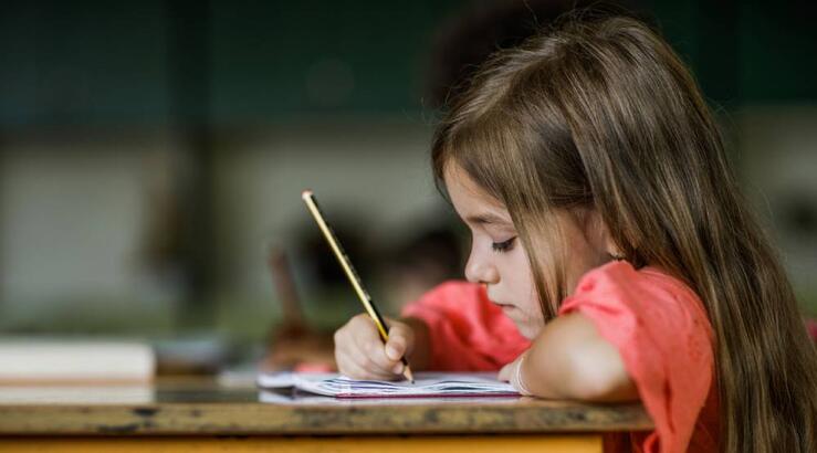 Tips για να βοηθήσεις το παιδί σου να βελτιώσει την προσοχή στην τάξη