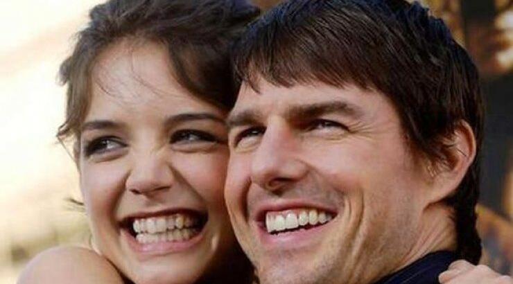 Τίτλοι τέλους για Τομ Κρουζ και Κέιτι Χολμς!