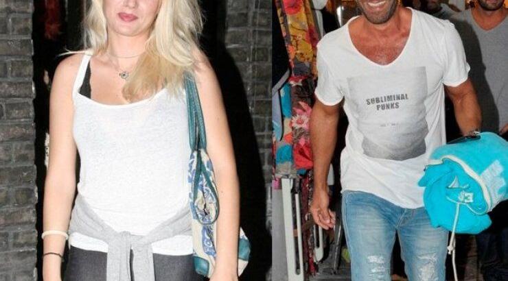 Η Κλέλια Ρένεση μιλάει πρώτη φορά για τον Αντώνη Κανάκη [βίντεο]