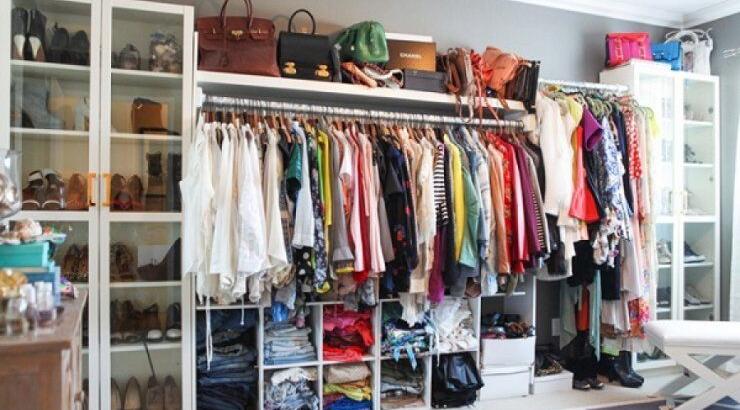 Τα basic ρούχα που θα σε βγάλουν ασπροπρόσωπη σε κάθε περίσταση