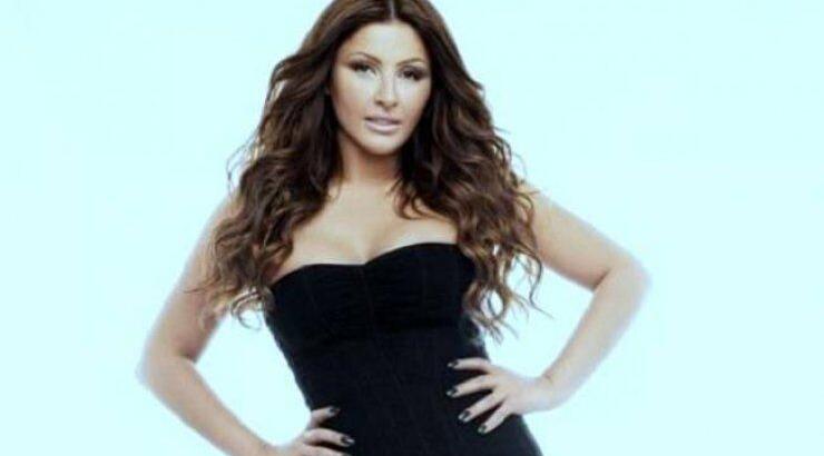  Έλενα Παπαρίζου: «Αγωνίστηκα να βγω από το σκοτεινό τούνελ στο οποίο βρέθηκα για 3 χρόνια»