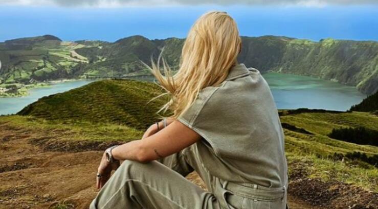 Ελληνίδα παρουσιάστρια έφερε στη ζωή το τρίτο της μωράκι [εικόνες]