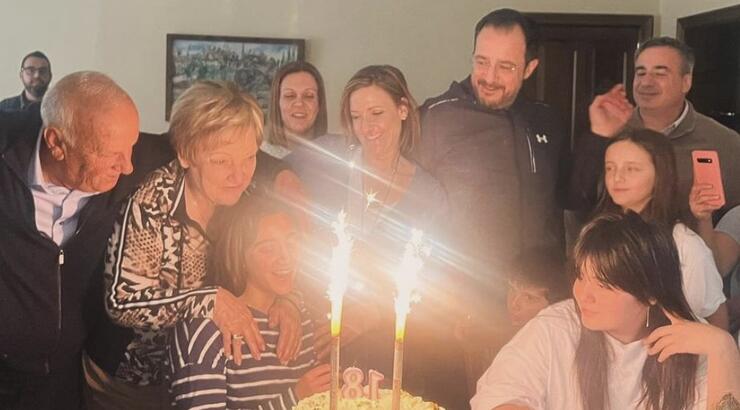 Νίκος Χριστοδουλίδης - Φιλίππα Καρσερά: Πάρτι για τα 18α γενέθλια της κόρης τους