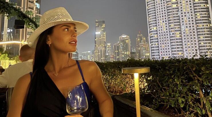 Mαρία Αντωνά: Ξεπερνά το χωρισμό της στο Dubai - Βρέθηκε με Έλληνα τραγουδιστή