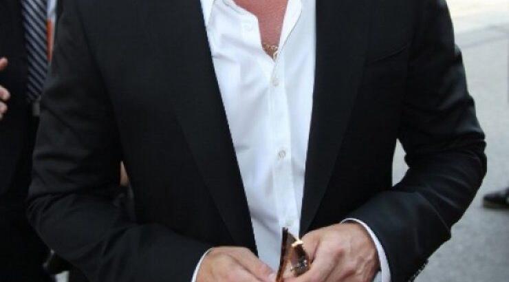 «Mυρίζει σαν... τσοπανόσκυλο»! Ποια star το είπε για τον διάσημο σύντροφό της;