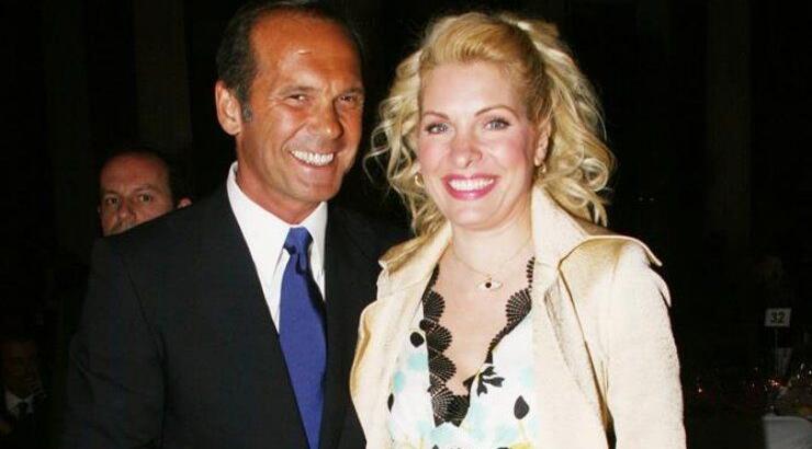 Πέτρος Κωστόπουλος: "Η Μενεγάκη μου έλεγε να μην τη βάζω συνέχεια στα περιοδικά"