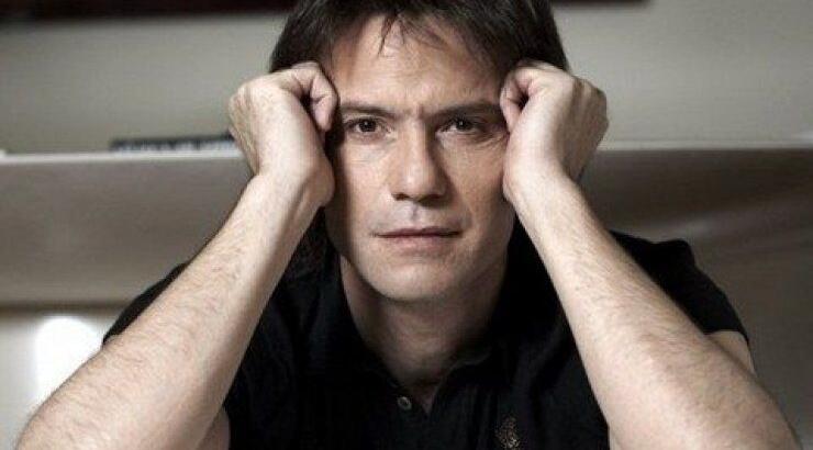 Στράτος Τζώρτζογλου: "Με τον πατέρα μου ήμουν ερωτευμένος"