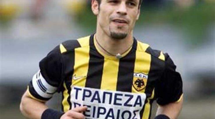 Ένταλμα σύλληψης και για τον Ντέμη Νικολαϊδη